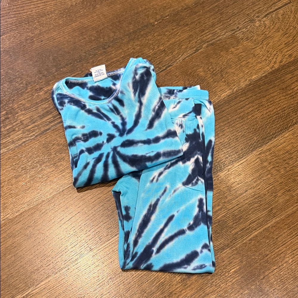 B Steps Pajama Set